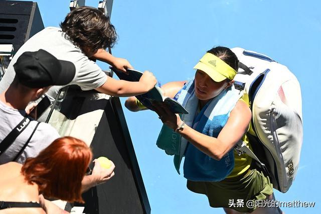 他的足球技 他的足球技